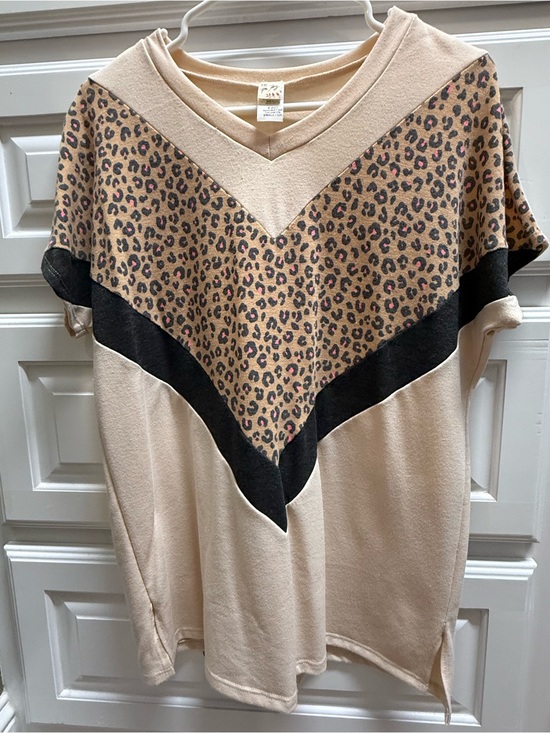7th Ray Tops - 7th Ray Pale Pink Crewneck Top